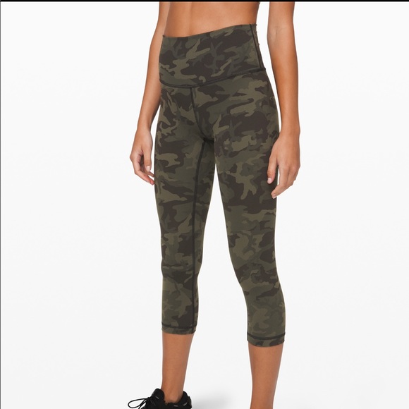 lululemon athletica Pants - NWT Lululemon Wunder Under Crop Gator Green Camo
